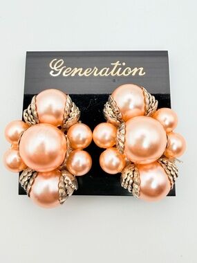 Vintage Peach Faux Pearl Cluster Clip-On Earrings Silver Tone